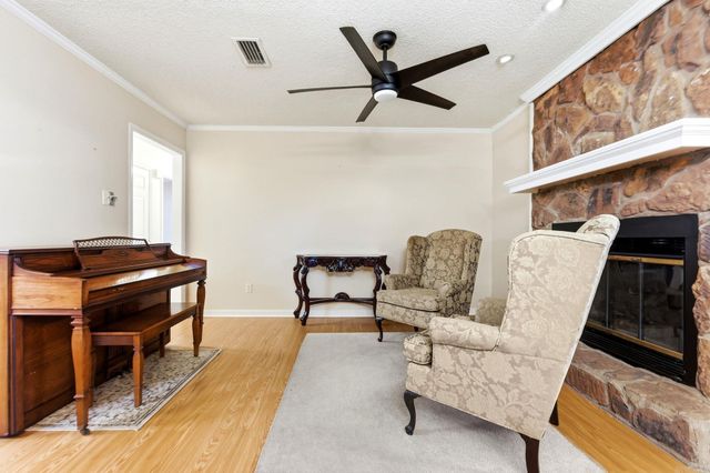 2607 Lehigh Dr, Little Rock, AR 72204