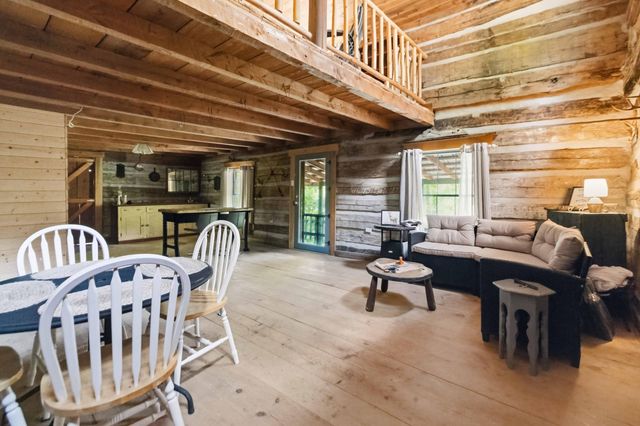 1464 Hawk Ridge Road, London, KY 40741