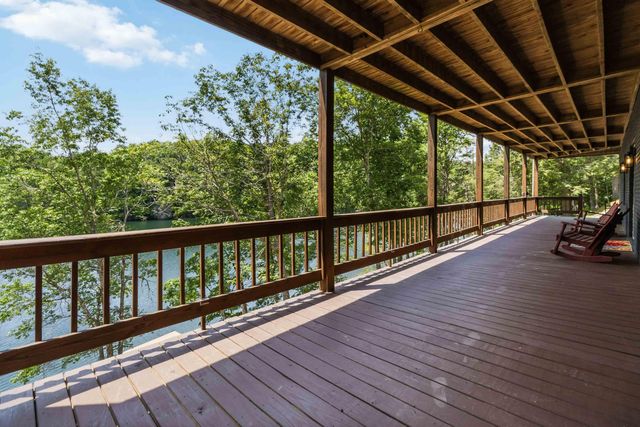 1464 Hawk Ridge Road, London, KY 40741