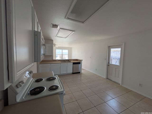 3010 Pine Valley, New Braunfels, TX 78130