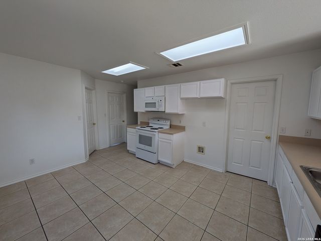 3010 Pine Valley, New Braunfels, TX 78130