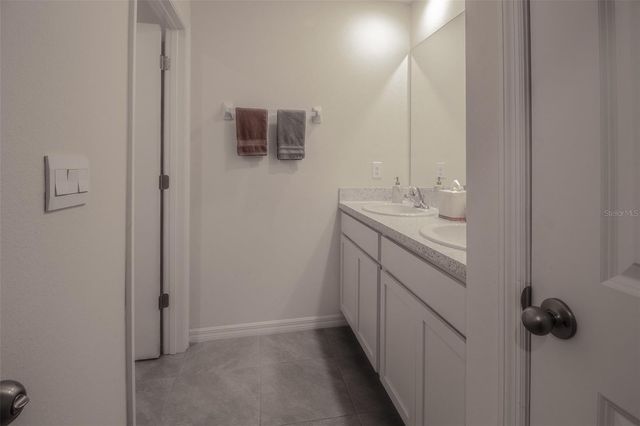 24382 NW 8TH PLACE, Newberry, FL 32669