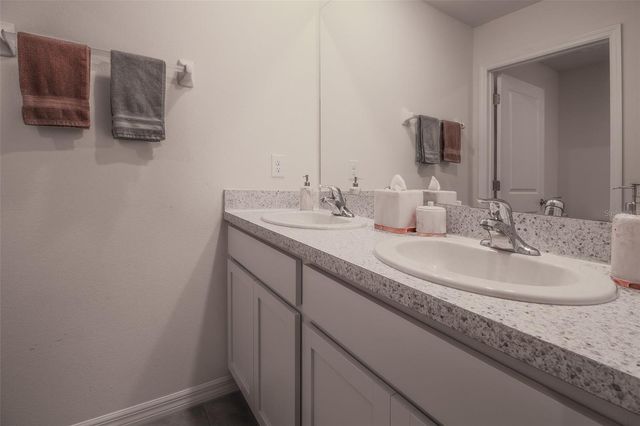 24382 NW 8TH PLACE, Newberry, FL 32669