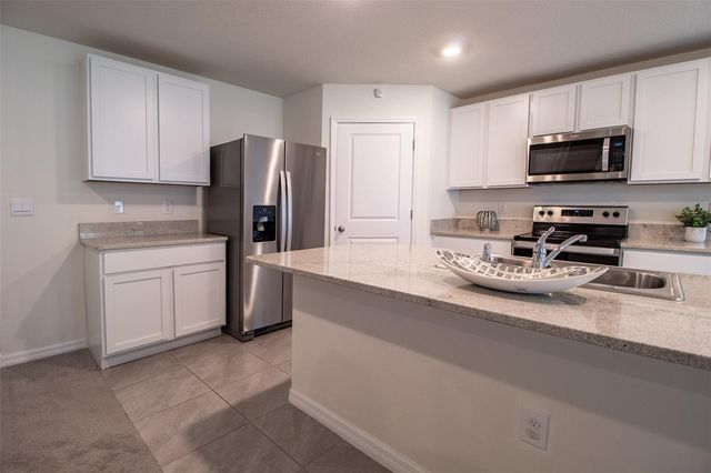 24382 NW 8TH PLACE, Newberry, FL 32669