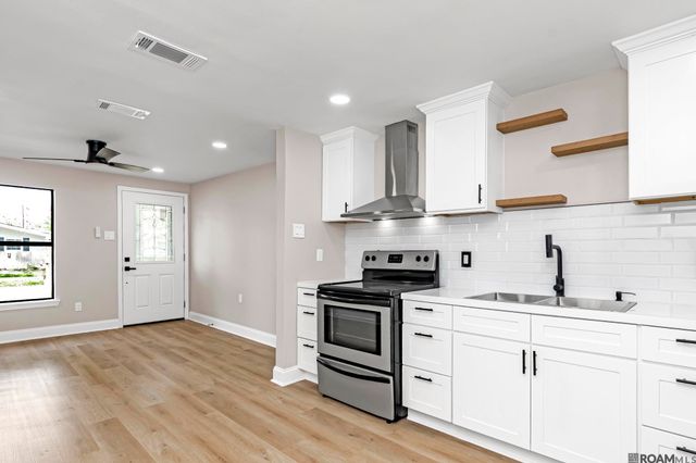 7224 Poinsetta Drive, Baton Rouge, LA 70812