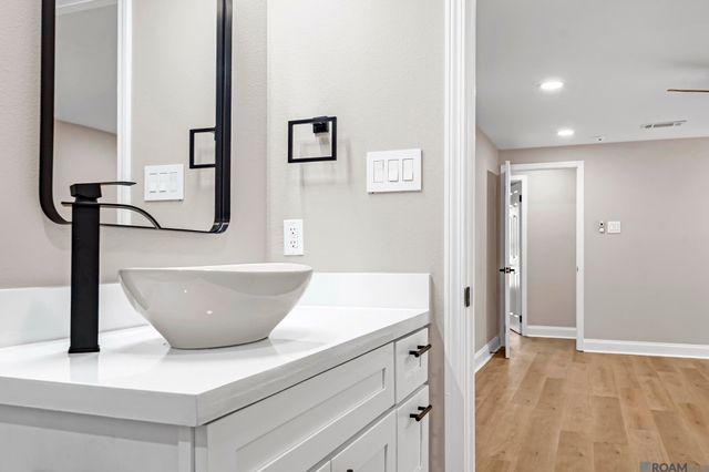 7224 Poinsetta Drive, Baton Rouge, LA 70812