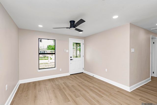 7224 Poinsetta Drive, Baton Rouge, LA 70812