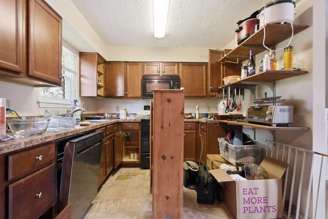 112 Valley Brook, Frankfort, KY 40601