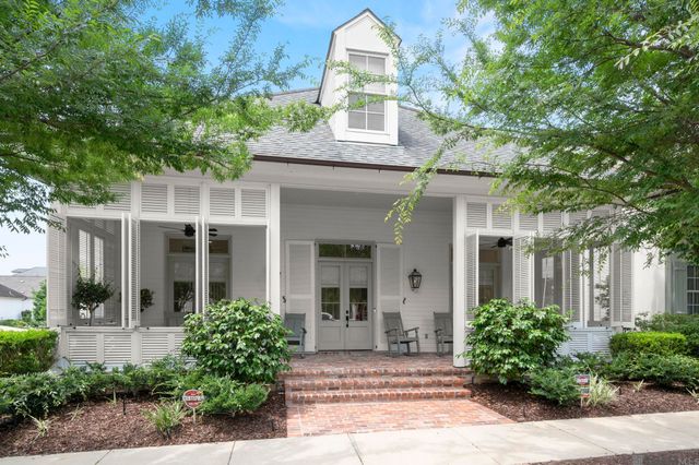 7766 Settlers Cir, Baton Rouge, LA 70810
