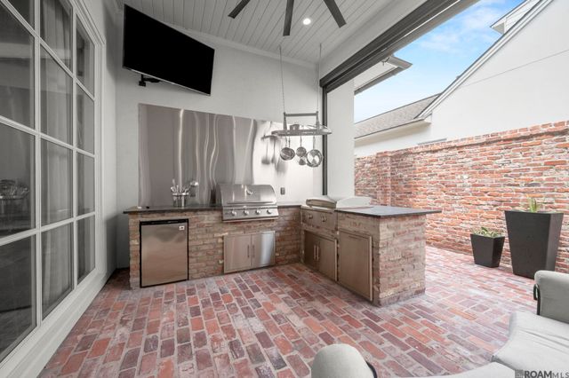 7766 Settlers Cir, Baton Rouge, LA 70810