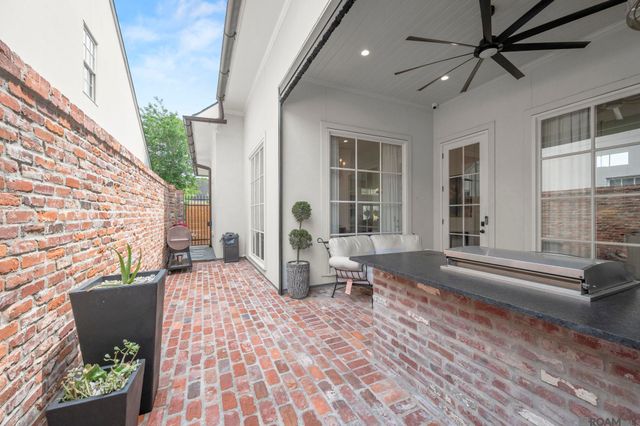 7766 Settlers Cir, Baton Rouge, LA 70810
