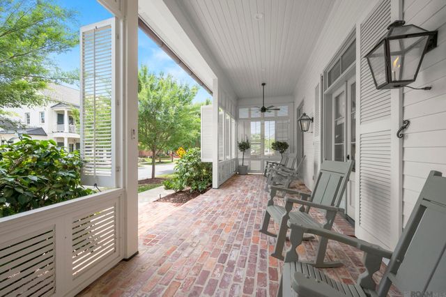 7766 Settlers Cir, Baton Rouge, LA 70810