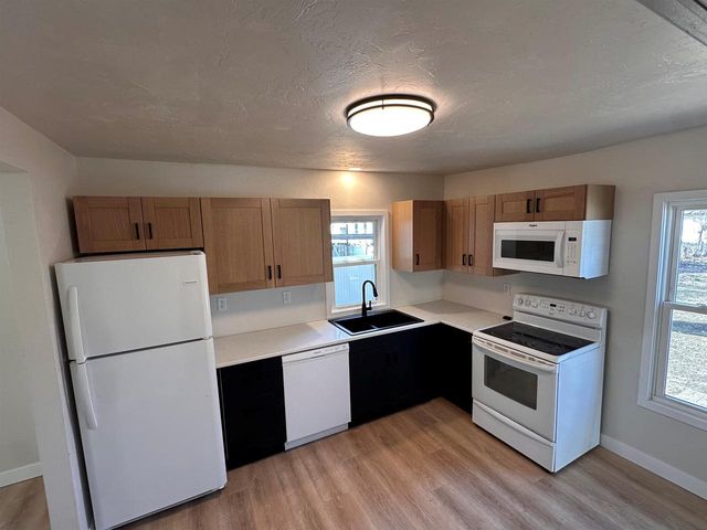 314 E WINNEBAGO STREET, Appleton, WI 54911