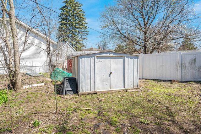 314 E WINNEBAGO STREET, Appleton, WI 54911