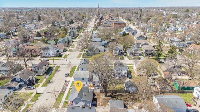 314 E WINNEBAGO STREET, Appleton, WI 54911