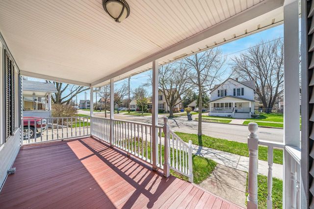 314 E WINNEBAGO STREET, Appleton, WI 54911