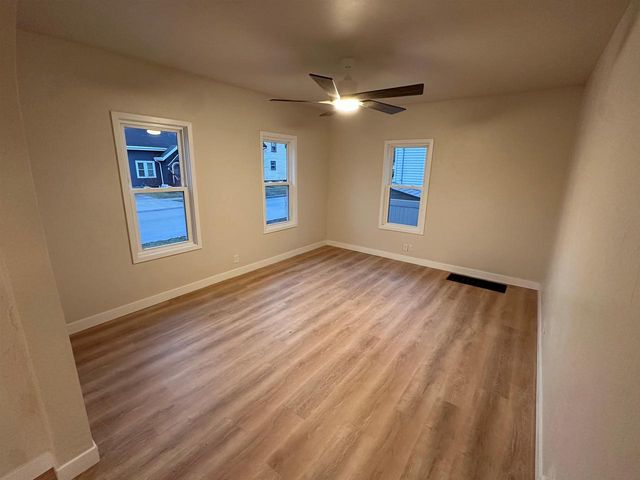 314 E WINNEBAGO STREET, Appleton, WI 54911