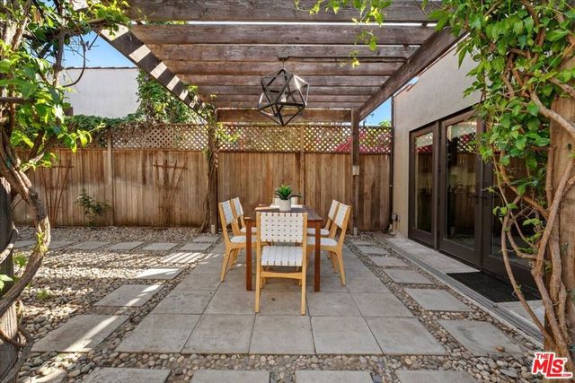 1159 S Sierra Bonita Avenue, Los Angeles, CA 90019