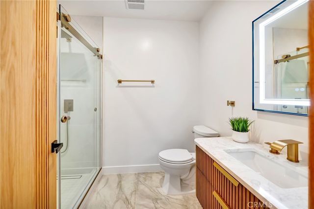 24247 Park Granada, Calabasas, CA 91302