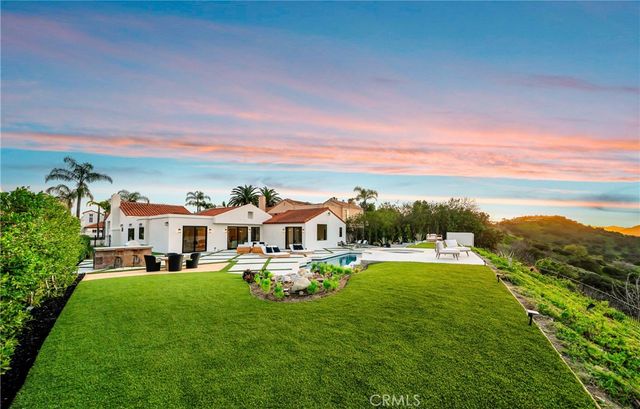 24247 Park Granada, Calabasas, CA 91302