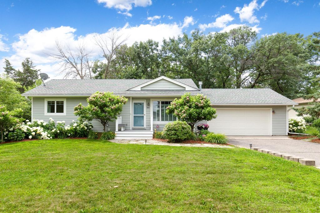 8116 Mount Curve Boulevard, Brooklyn Park, MN 55445
