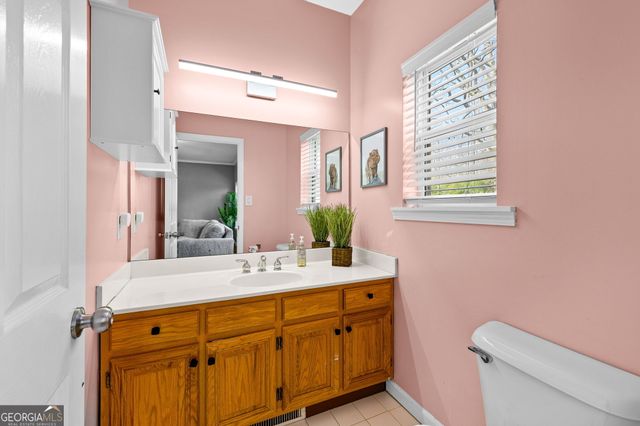 1605 Pinebrook Drive, Griffin, GA 30224