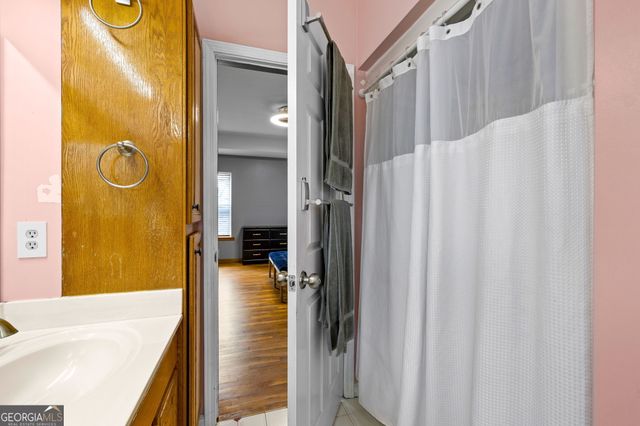 1605 Pinebrook Drive, Griffin, GA 30224