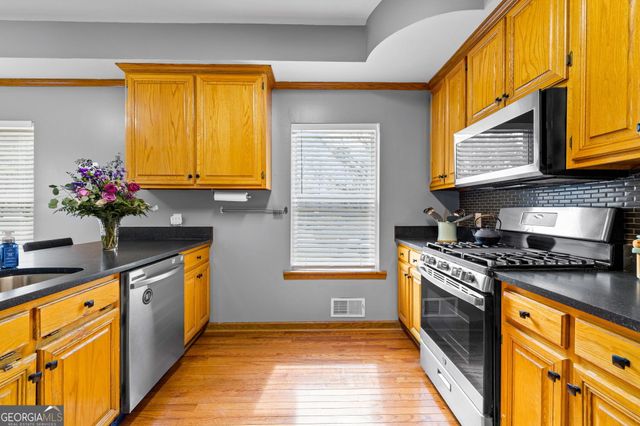 1605 Pinebrook Drive, Griffin, GA 30224