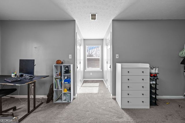 1605 Pinebrook Drive, Griffin, GA 30224