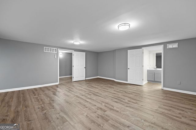 1605 Pinebrook Drive, Griffin, GA 30224