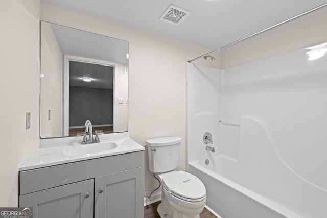 1605 Pinebrook Drive, Griffin, GA 30224