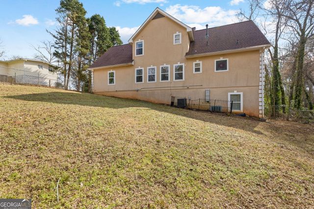 1605 Pinebrook Drive, Griffin, GA 30224