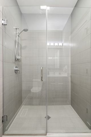 1536 W Walton Street 1, Chicago, IL 60642