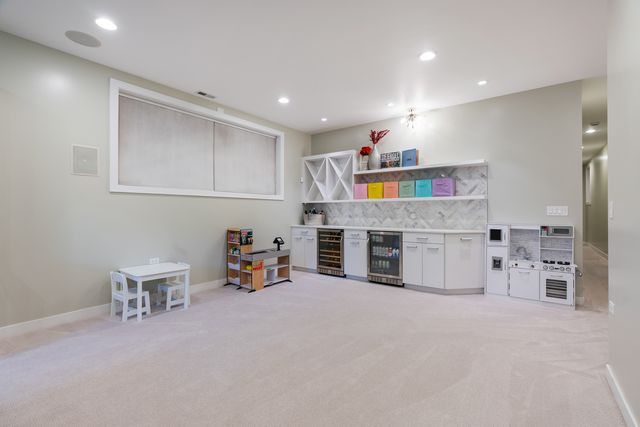1536 W Walton Street 1, Chicago, IL 60642