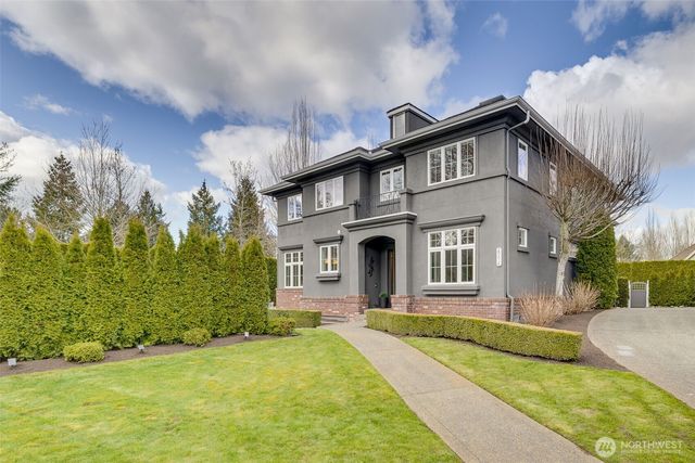 20614 NE 28th Court, Sammamish, WA 98074