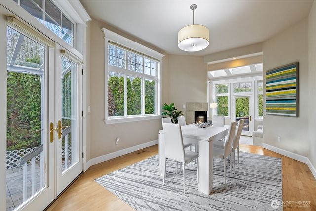 20614 NE 28th Court, Sammamish, WA 98074