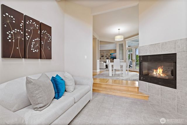 20614 NE 28th Court, Sammamish, WA 98074