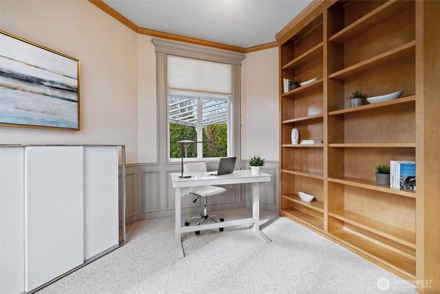 20614 NE 28th Court, Sammamish, WA 98074