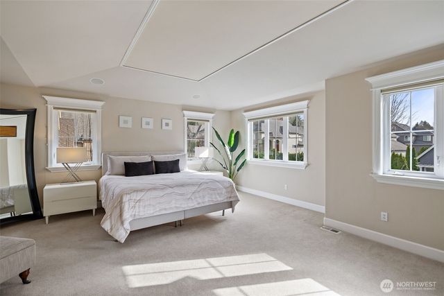 20614 NE 28th Court, Sammamish, WA 98074