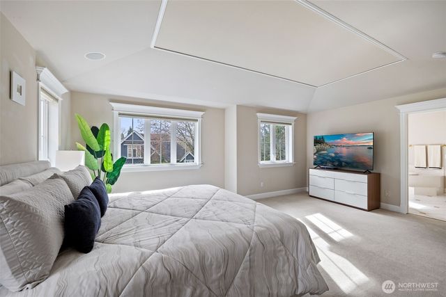 20614 NE 28th Court, Sammamish, WA 98074