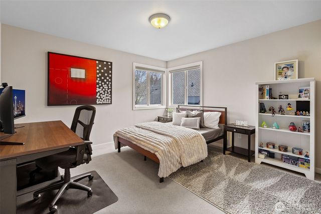 20614 NE 28th Court, Sammamish, WA 98074