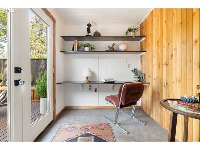 8500 Sw CECILIA Ter, Portland, OR 97223