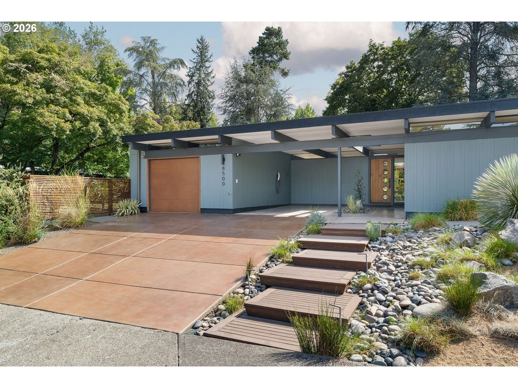 8500 Sw CECILIA Ter, Portland, OR 97223