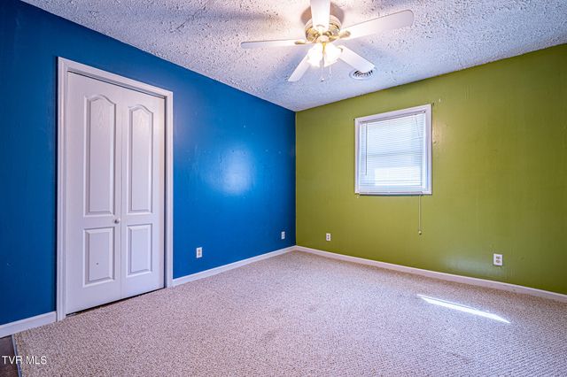 1452 Highway 19e, Elizabethton, TN 37643
