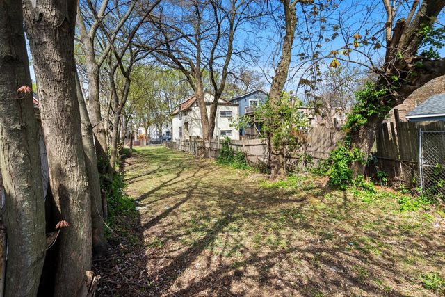 7017 S Cornell Avenue, Chicago, IL 60649