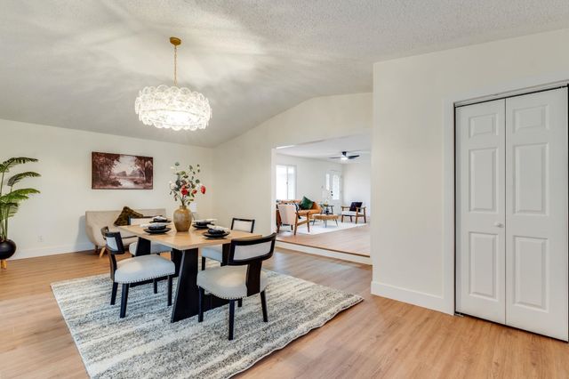 14511 W Selma St, Wichita, KS 67227