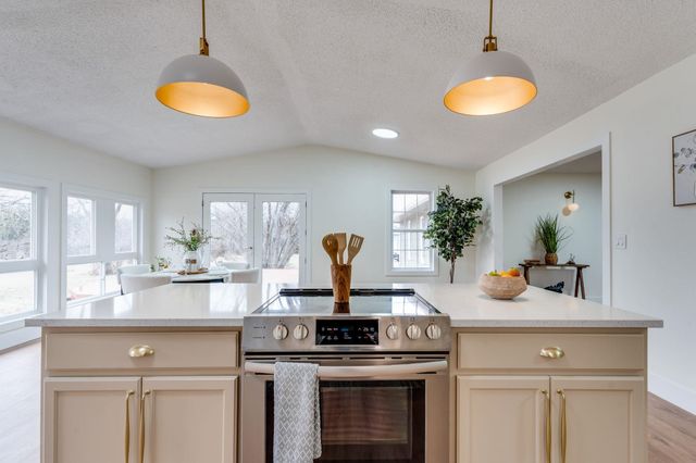 14511 W Selma St, Wichita, KS 67227