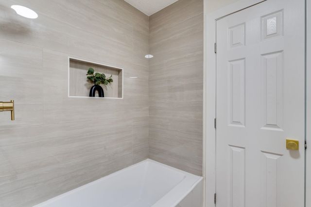 14511 W Selma St, Wichita, KS 67227