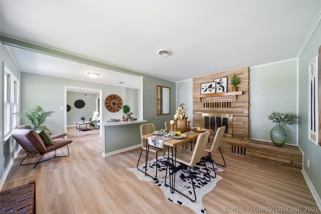 1910 W 46th Place, Tulsa, OK 74107