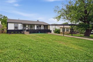 1910 W 46th Place, Tulsa, OK 74107